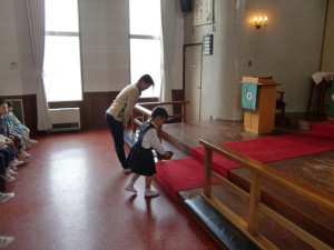 礼拝の中で、東日本大震災被災者を覚えて献金をしました。